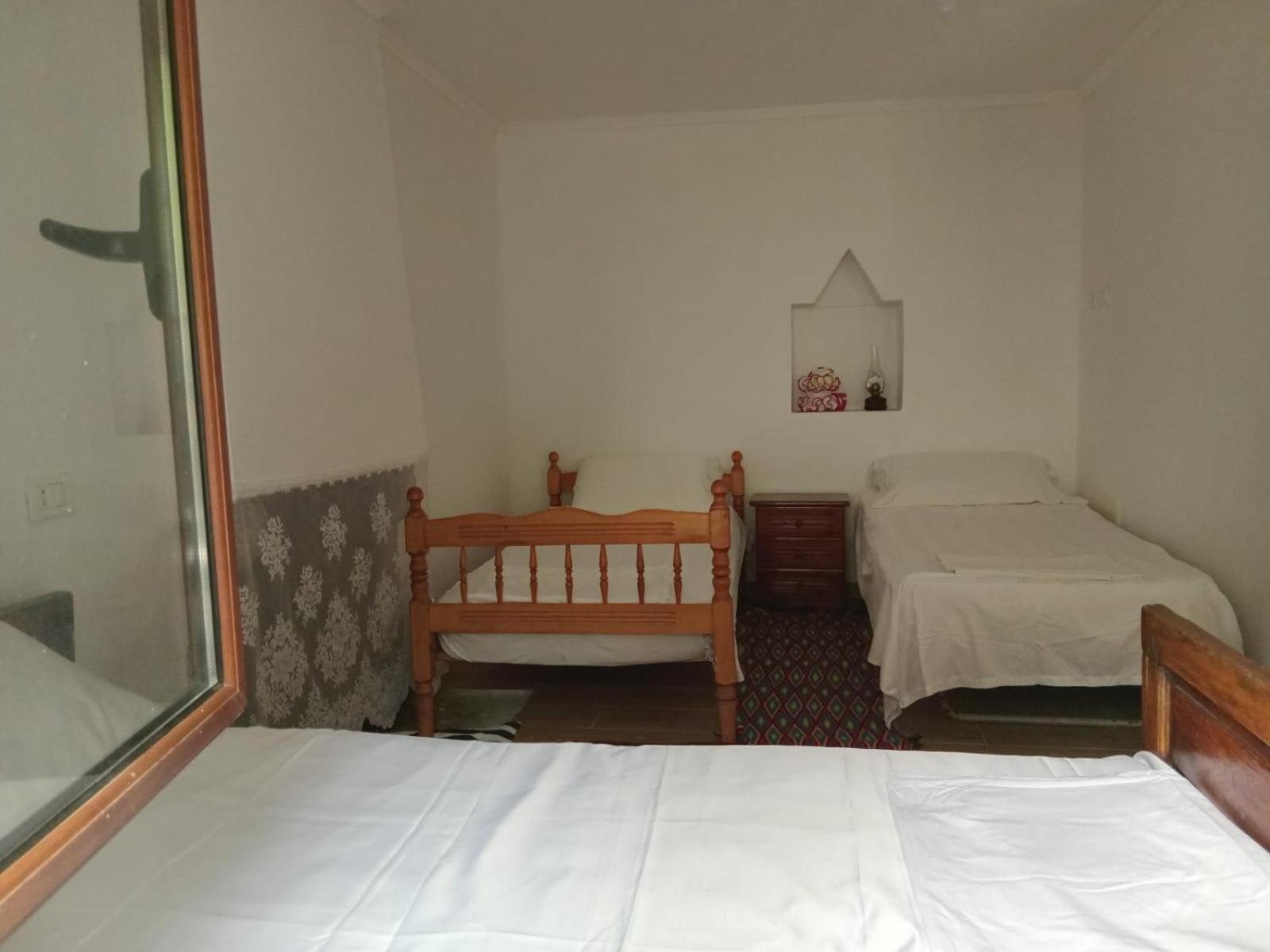 Kulla E Lulash Keqit Guest house *